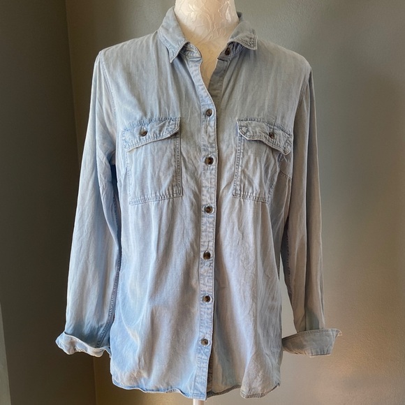 Eddie Bauer Tops - Eddie Bauer Light Indigo Button Front Denim Shirt